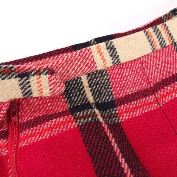 VTG Garland Skirt Womens 26 x 22 Plaid 100% Wool Red Black Tan Tartan Pleated - Picture 9 of 10